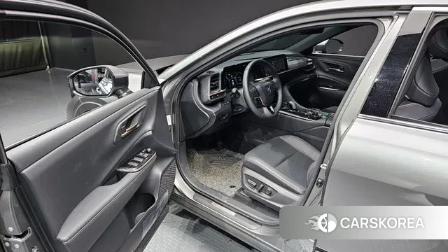 Toyota Crown Crossover 2024 Серый из Кореи, фото 2