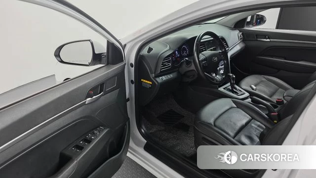 Hyundai The New Avante AD 2019 Белый из Кореи, фото 2