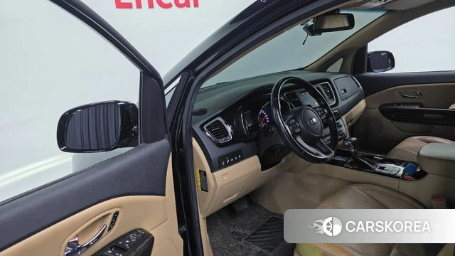 Kia The New Carnival 2019 Черный из Кореи, фото 2