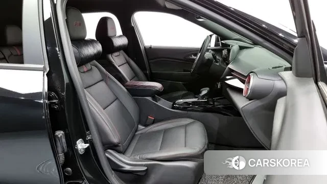 Chevrolet (GM Daewoo) Trax Crossover 2023 Черный из Кореи, фото 2