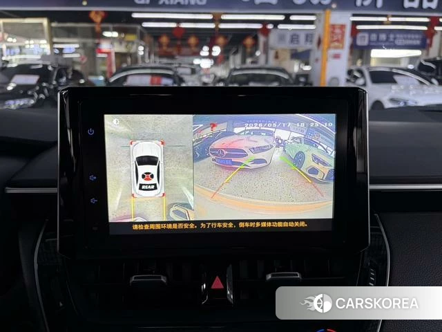 Toyota Corolla 2022 Белый из Китая, фото 2