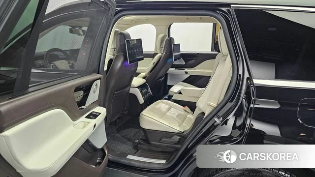 Lincoln Aviator 2nd generation 2022 Черный из Кореи, фото 2