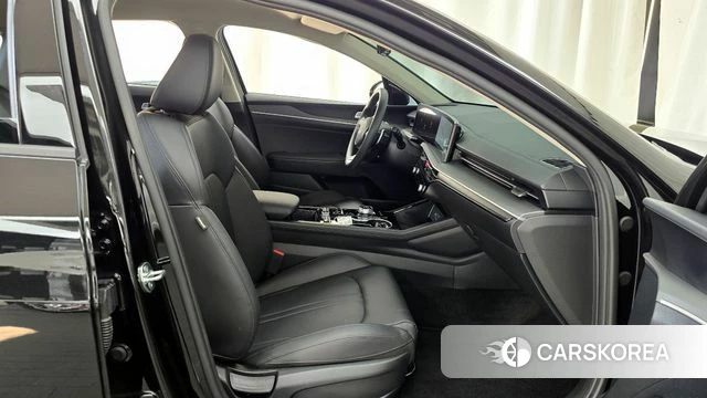 Kia The New K5 3rd generation 2024 Черный из Кореи, фото 2