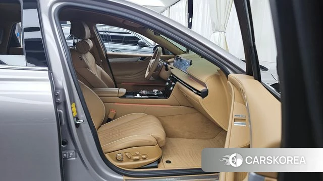 Genesis G80 (RG3) 2025 Жемчужный цвет из Кореи, фото 2