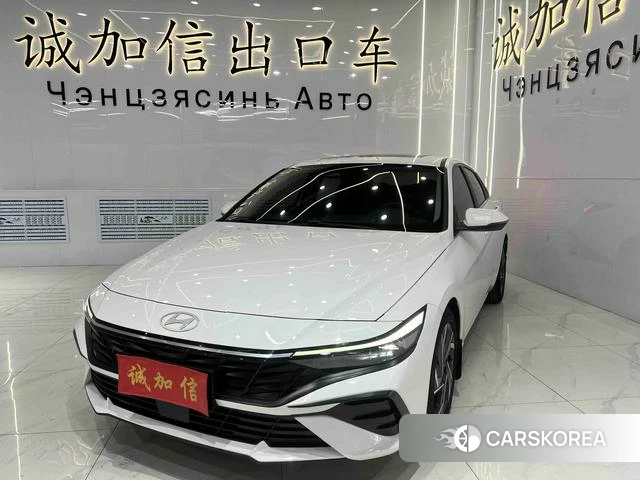 Hyundai Elantra 2024 Белый из Китая, фото 2