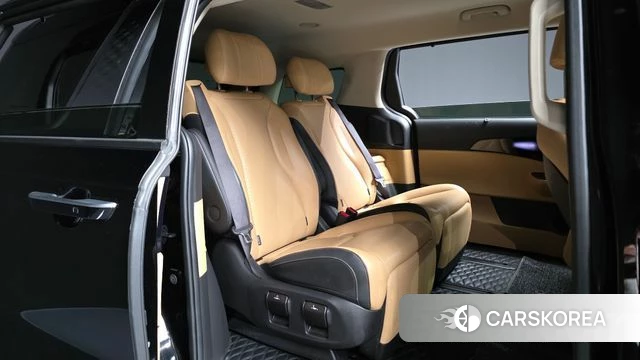 Kia Carnival 4th generation 2022 Черный из Кореи, фото 2