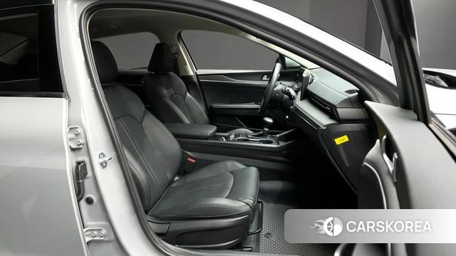 Kia The New K5 3rd generation 2025 Серебристо-серый из Кореи, фото 2