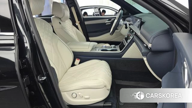 Genesis GV80 2023 Черный из Кореи, фото 2