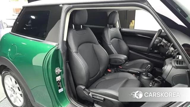 Mini Cooper 2020 Зеленый из Кореи, фото 2