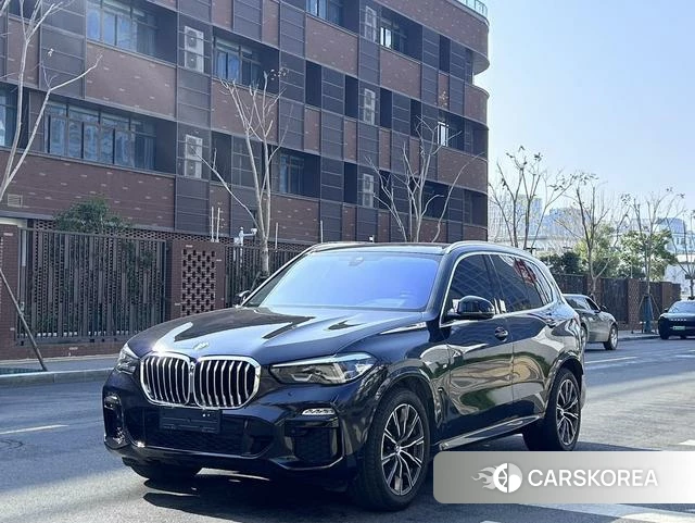 BMW X5 (imported) 2021 Черный из Китая, фото 2