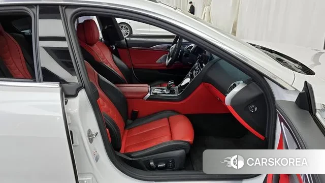 BMW 8 Series (G15) 2020 Белый из Кореи, фото 2