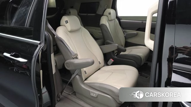 Kia The New Carnival 4th Generation 2025 Черный из Кореи, фото 2