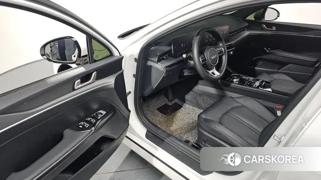 Kia The New K5 Hybrid 3rd generation 2025 Белый из Кореи, фото 2