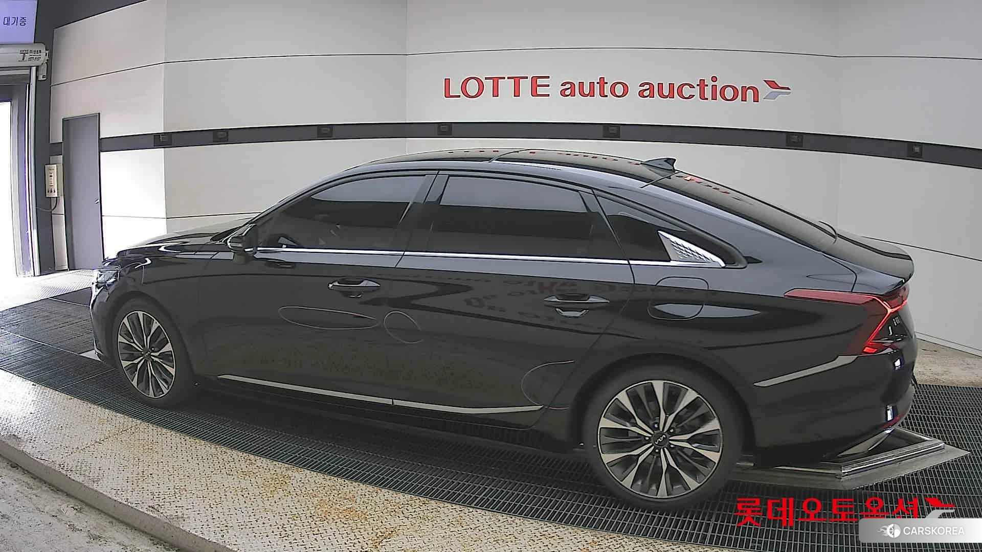 Kia K8 2022 Aurora Black Pearl из Кореи, фото 2