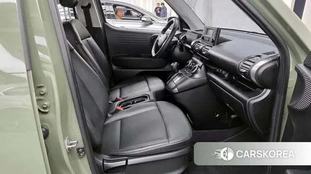 Hyundai Casper 2024 Темно-зеленый из Кореи, фото 2