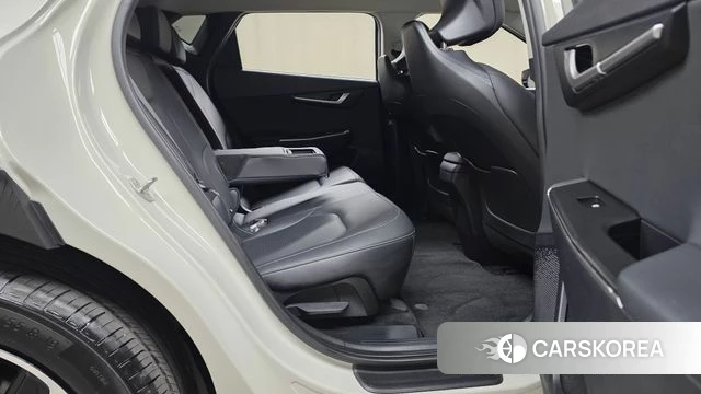 Kia EV6 2023 Жемчужный цвет из Кореи, фото 2