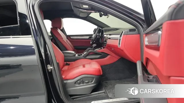 Porsche Cayenne (PO536) 2022 Черный из Кореи, фото 2