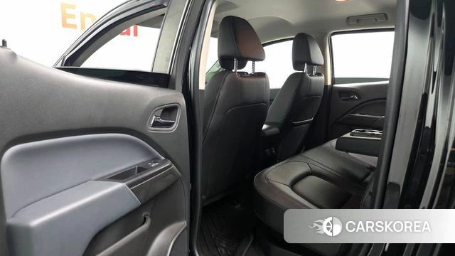 Chevrolet (GM Daewoo) Real New Colorado 2021 Черный из Кореи, фото 2