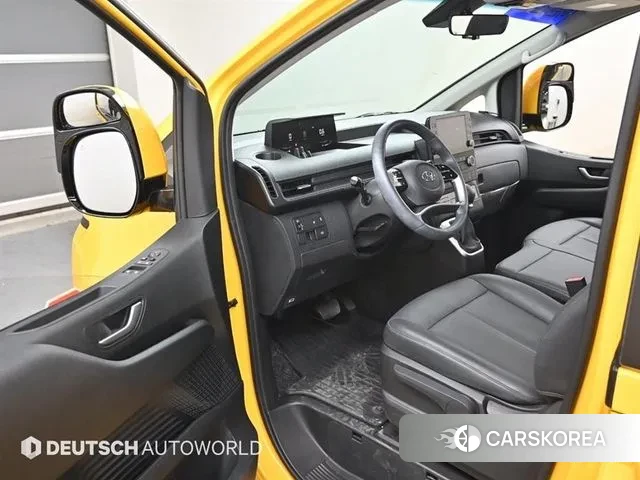 Hyundai Staria 2024 Желтый из Кореи, фото 2