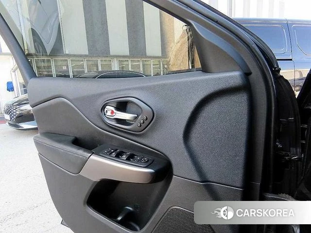 Jeep Cherokee (KL) 2019 Черный из Кореи, фото 2