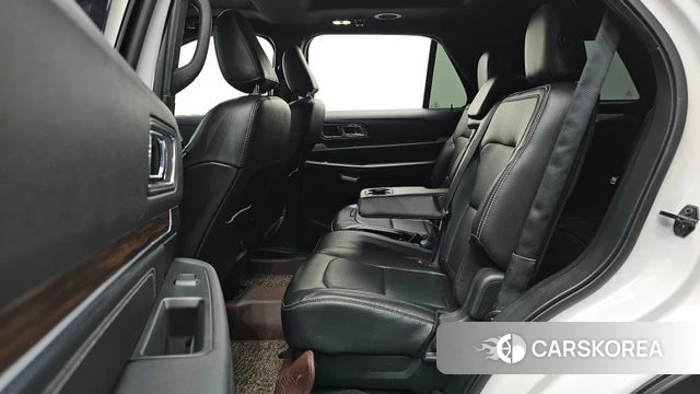 Ford Explorer 2019 Белый из Кореи, фото 2