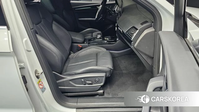 Audi Q5 (FY) 2022 Белый из Кореи, фото 2