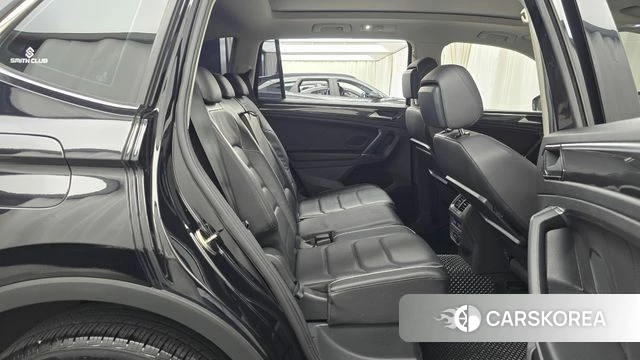 Volkswagen Tiguan Allspace 2020 Черный из Кореи, фото 2