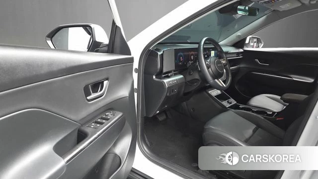 Hyundai Kona Hybrid (SX2) 2025 Белый из Кореи, фото 2