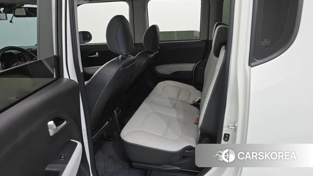 Kia The New Kia Ray EV 2023 Белый из Кореи, фото 2