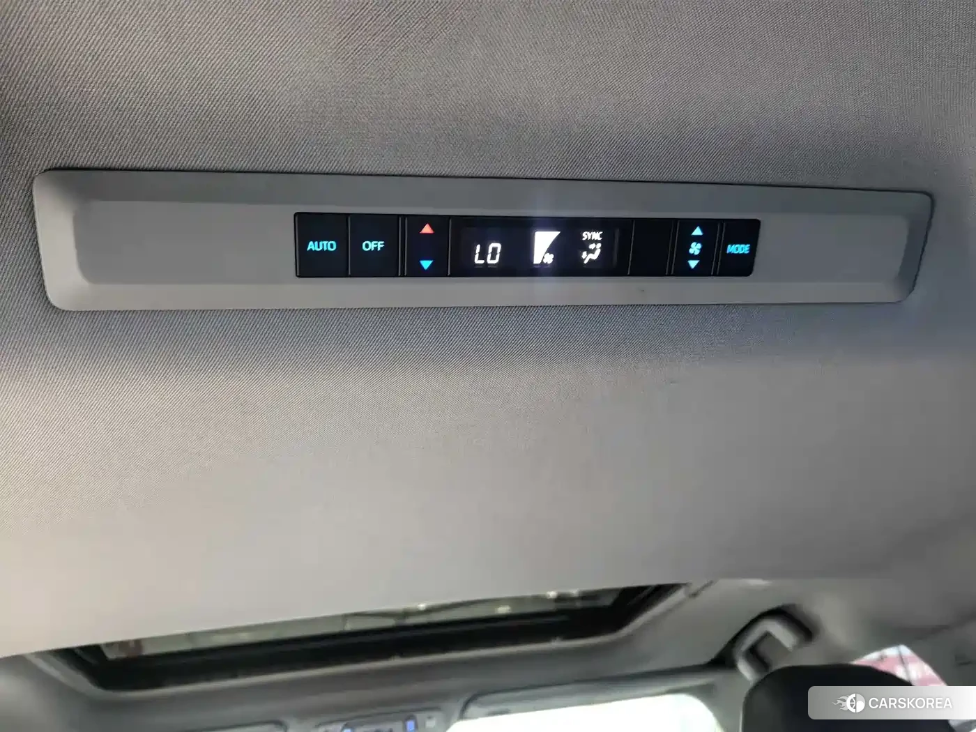 Toyota Sienna 2022 Champagne/brown из Китая, фото 2