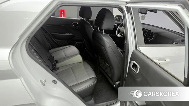 Hyundai Venue 2019 Белый из Кореи, фото 2