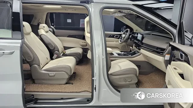 Kia The New Carnival 4th Generation 2025 Серый из Кореи, фото 2