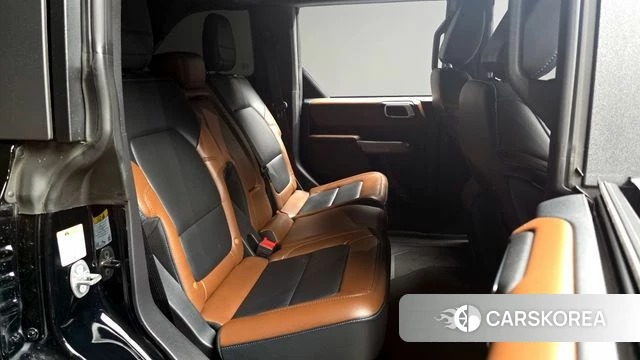 Ford Bronco 6th Generation 2023 Черный из Кореи, фото 2