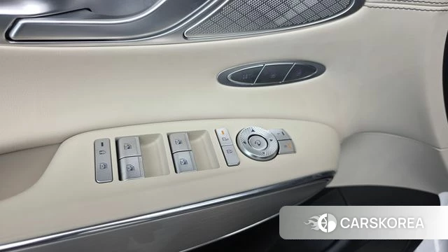 Genesis GV70 2025 Белый из Кореи, фото 2