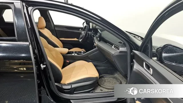 Kia K5 3rd generation 2020 Черный из Кореи, фото 2