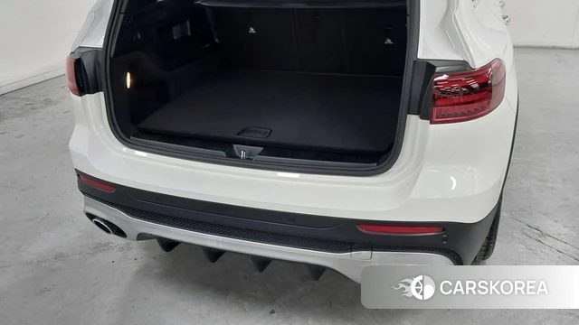 Mercedes-Benz GLB-Class X247 2025 Белый из Кореи, фото 2