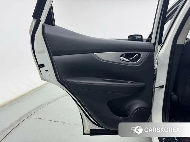 Nissan Qashqai 2021 Белый из Китая, фото 2