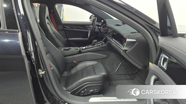 Porsche Panamera (971) 2022 Черный из Кореи, фото 2