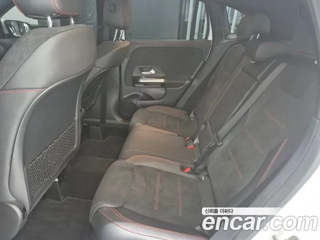 Mercedes-Benz GLA - Class H247 id 2898944 из Кореи 2