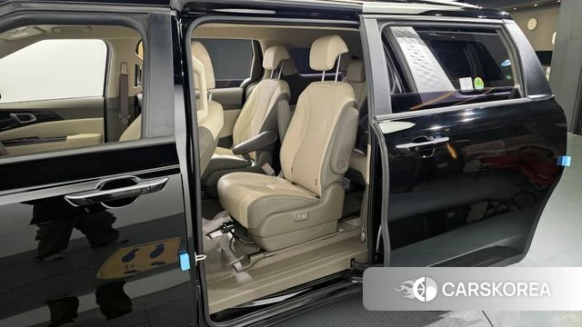 Kia Carnival 4th generation 2022 Черный из Кореи, фото 2