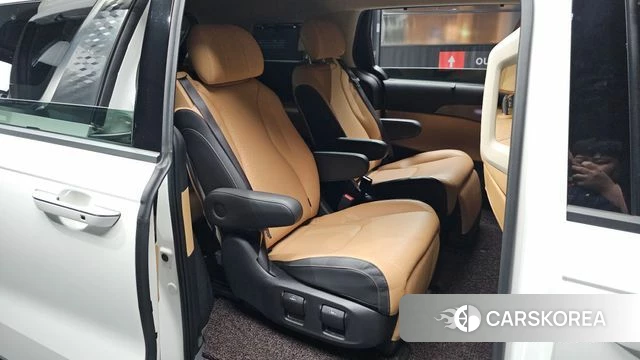 Kia Carnival 4th generation 2022 Белый из Кореи, фото 2