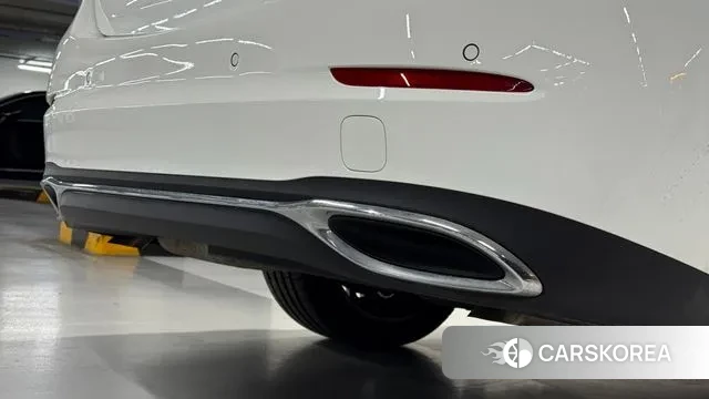 Mercedes-Benz C-Class W206 2025 Белый из Кореи, фото 2