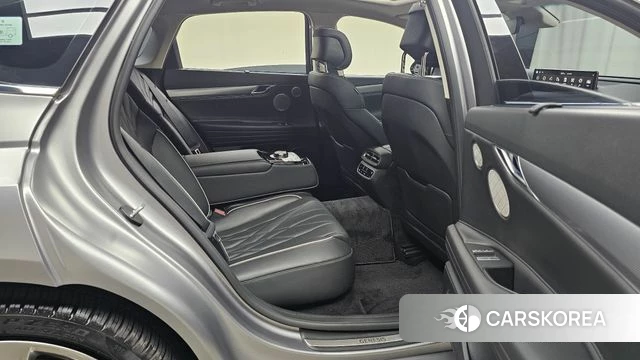 Genesis G80 (RG3) 2023 Серебристо-серый из Кореи, фото 2