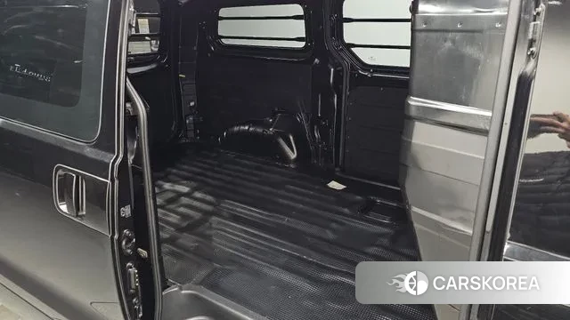 Hyundai The New Grand Starex 2020 Черный из Кореи, фото 2