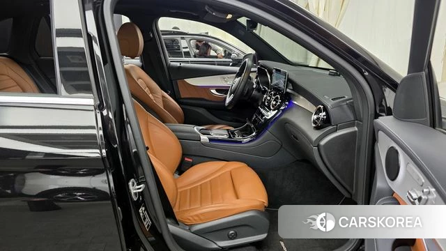 Mercedes-Benz GLC-Class X253 2021 Черный из Кореи, фото 2