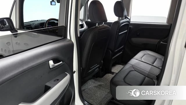 Kia The New Kia Ray 2023 Белый из Кореи, фото 2