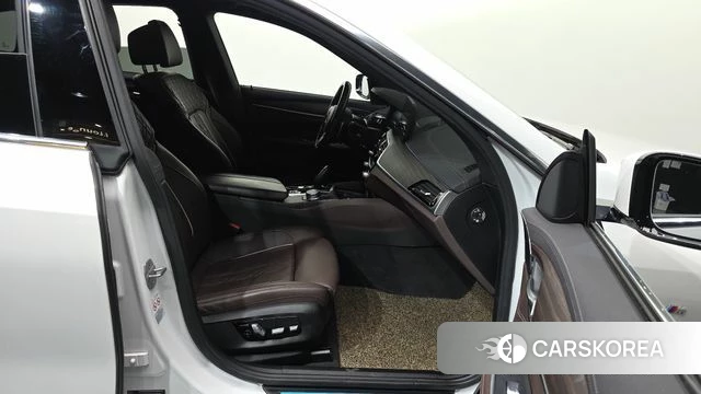 BMW 6 Series GT (G32) 2021 Белый из Кореи, фото 2