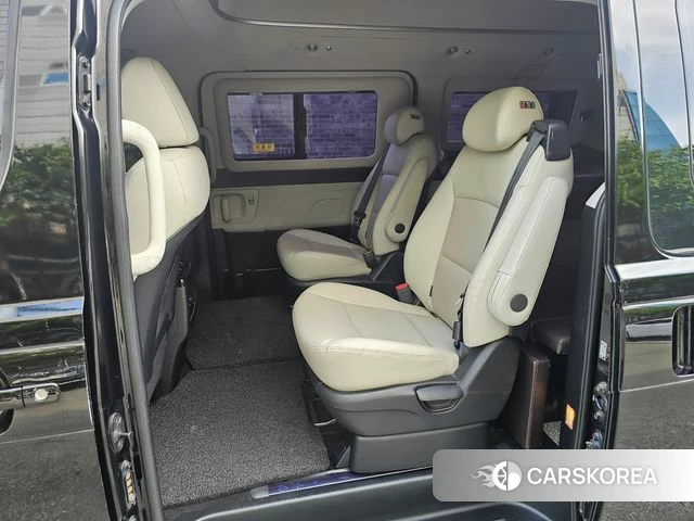 Hyundai The New Grand Starex 2018 Черный из Кореи, фото 2