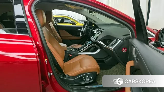 Jaguar I-PACE 2019 Красный из Кореи, фото 2