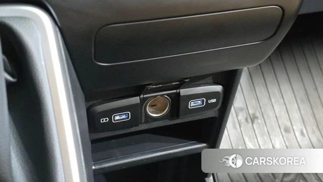Hyundai Staria 2022 Черный из Кореи, фото 2